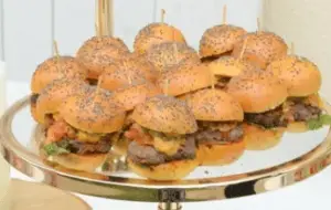 Plateau de mini hamburger
